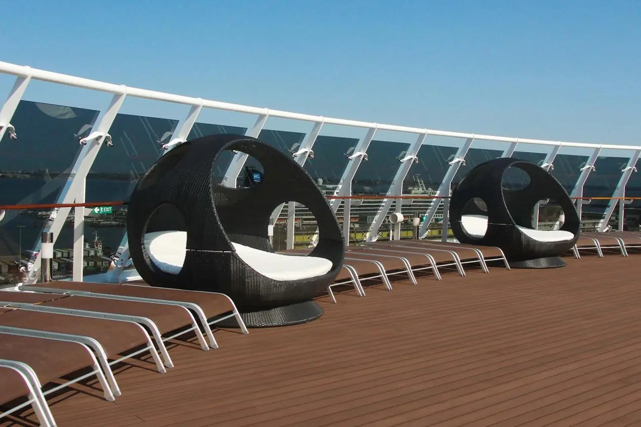 gym composite decking